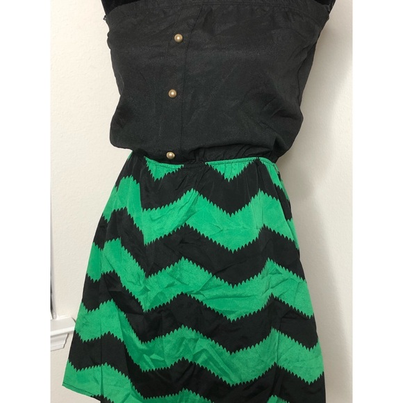 Black and Green Strapless Dress - Picture 3 of 5